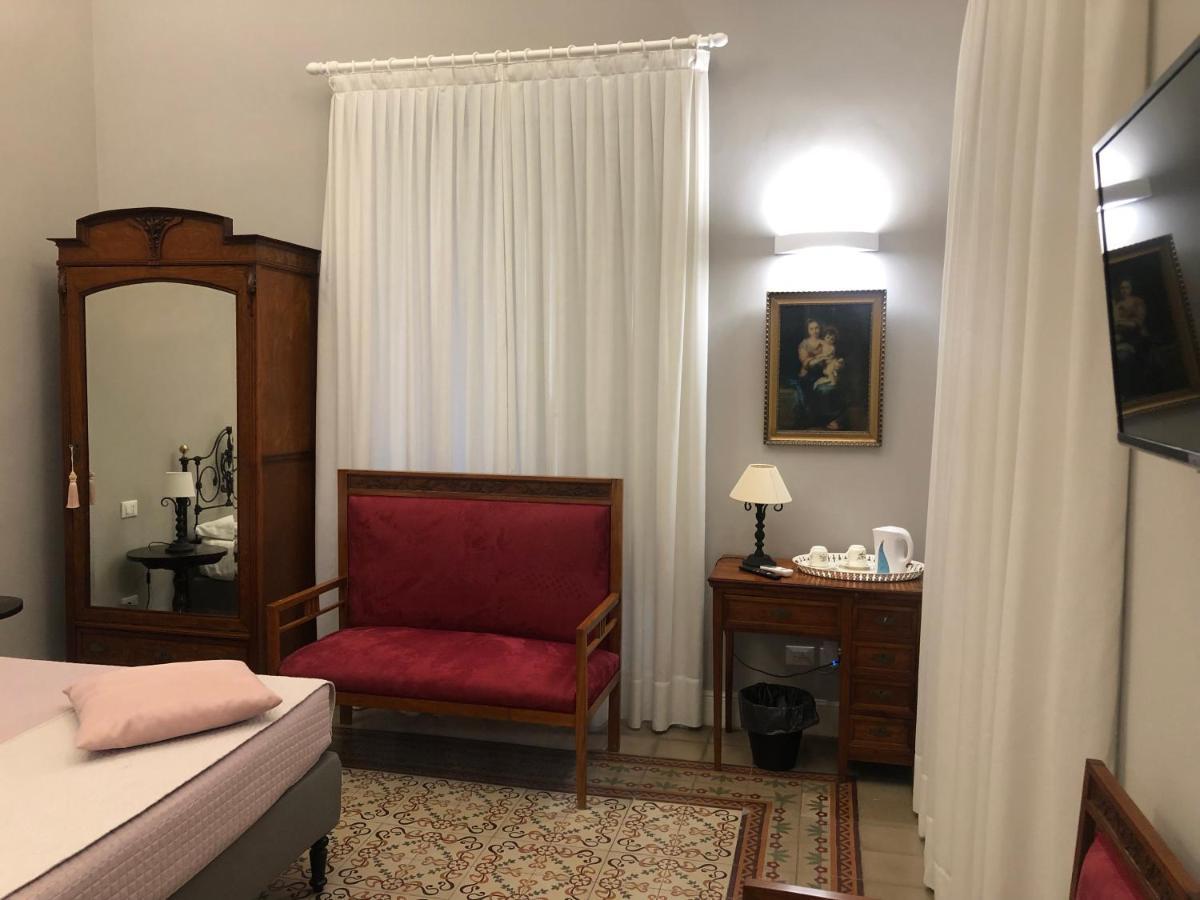 Palazzo Pastura B&B And Apartments Catánia Buitenkant foto